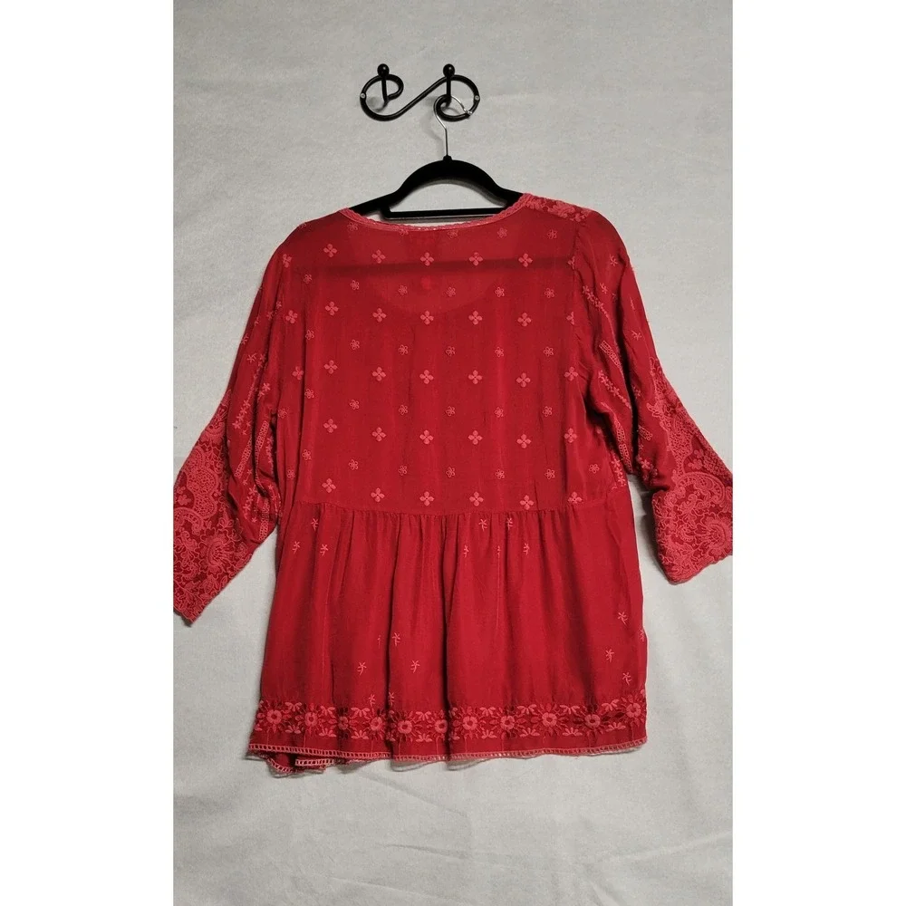 Red With Red Stitching And Crochet Trim Vented Front Ls Johnny Was Top Size S